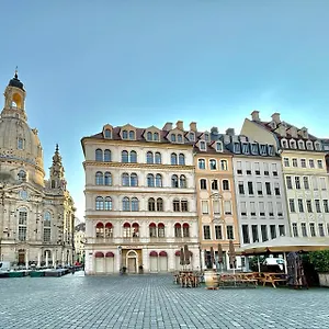 Neumarkt Apartmanhotel